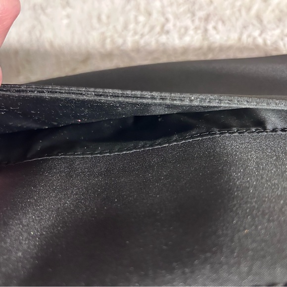 Chanel Black Makeup/Toiletry Bag - Picture 6 of 16